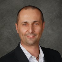 Claudio Casares