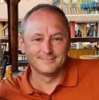Simon Knapper