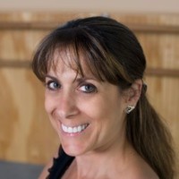 Lisa Gold