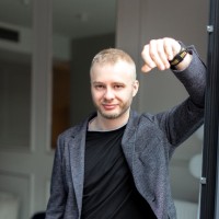 Patryk Wrona