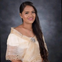 Nadine Book