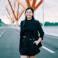 Vanessa Manabat