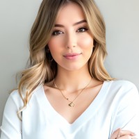 Dominique Lewis