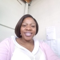 Lindiwe Ninivie