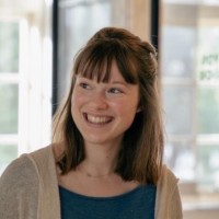 Julia Oostdam