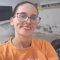 Alessandra Flores