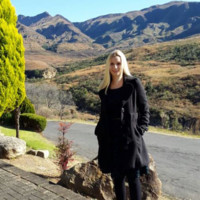 Angela Pretorius