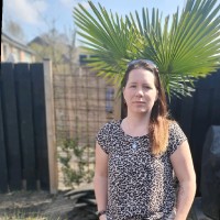 Yvette Waanders