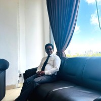 Samantha J Peiris
