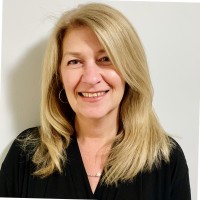 Leanne Oefner