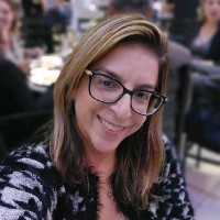 Heloisa Paraquetti