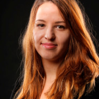 Krisztina Tóth