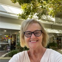 Elaine Riley