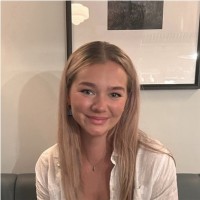 Charlotte Simon