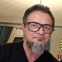 Vinnie - Julian Baias