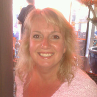 Tracey Saunders