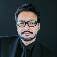 Luis E. Dominguez