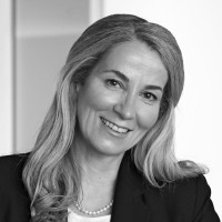 Meral Akcakoca, Ll.M.
