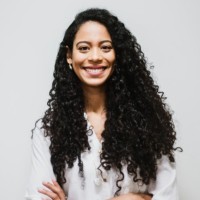 Elisa Oliveira