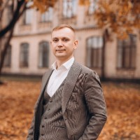 Максим Мельник