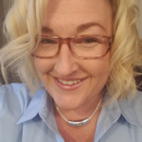 Julie Thomas