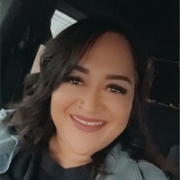 Saundra Flores