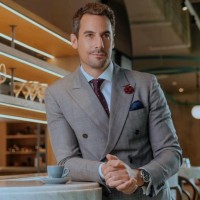 Scott Burns, (MBA)