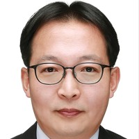 HYEON IL JANG
