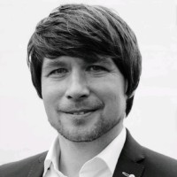 Dr. Gabor Varga