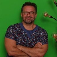 Dr. Serdar Bora Bayraktaroğlu