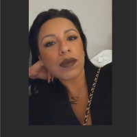 Claudia Abrams