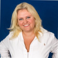 Claudia Van Driel