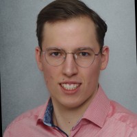 Adrian Straub