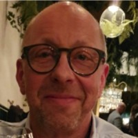 Stefan Engström