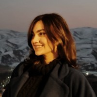 Maede Khanghahi