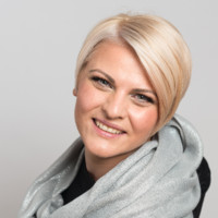 Ionela Pămînt