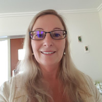 Sandra Smith