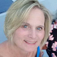 Lesley Brant