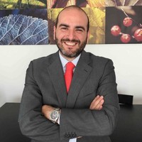 ★Roberto Vega Gutiérrez