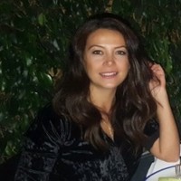 HANDE REŞAT ŞAHİN