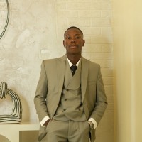 Victor Olusola