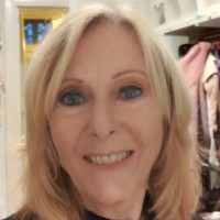 Yvonne Lucia Hoogeveen