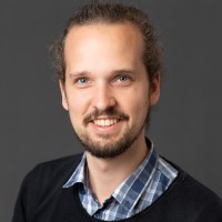 Dr. Daniel Gröger