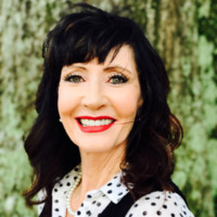Gina Henderson