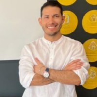 Daniel A Diaz H