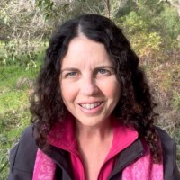 Donna West