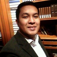 Lloyd Campos