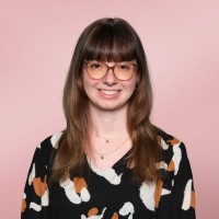 Laura Toth