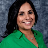 Laura Perez, Mpa