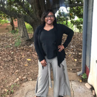 Khadijah Shoulders